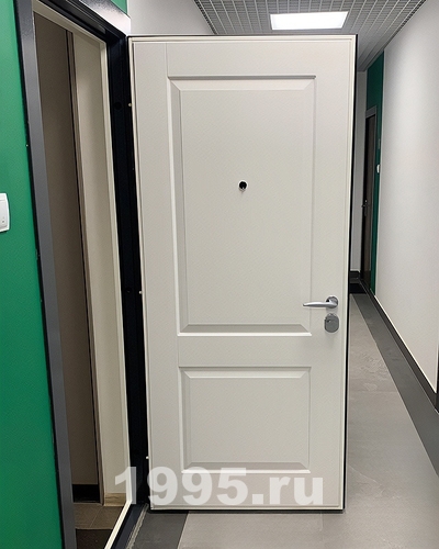 Панель с классическим рисунком